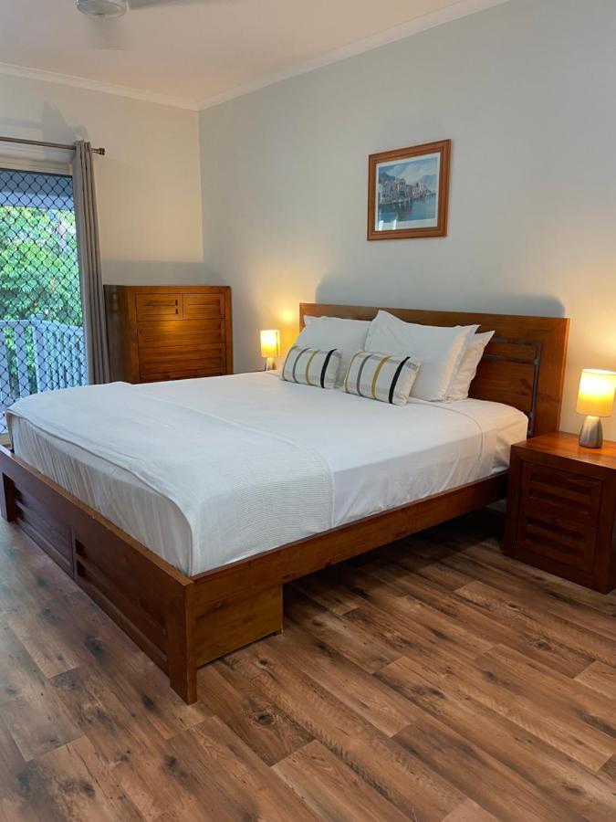 Modern 2 Bedroom Townhouse - Four Mile Beach Escapes Port Douglas Eksteriør bilde