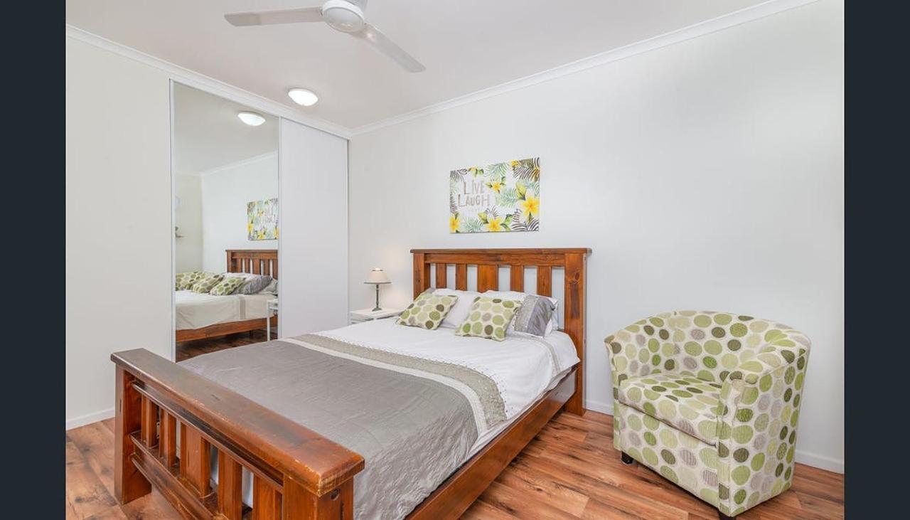 Modern 2 Bedroom Townhouse - Four Mile Beach Escapes Port Douglas Eksteriør bilde