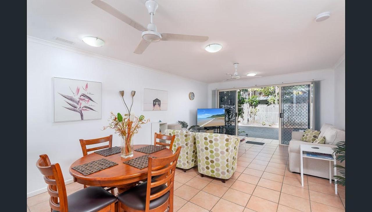 Modern 2 Bedroom Townhouse - Four Mile Beach Escapes Port Douglas Eksteriør bilde