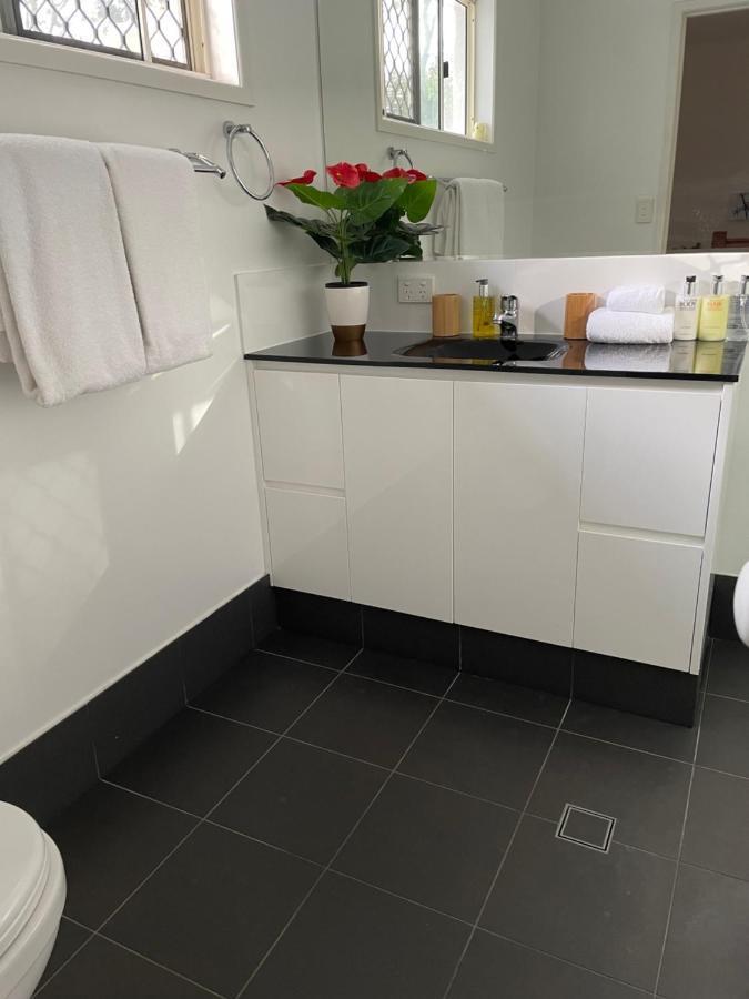Modern 2 Bedroom Townhouse - Four Mile Beach Escapes Port Douglas Eksteriør bilde